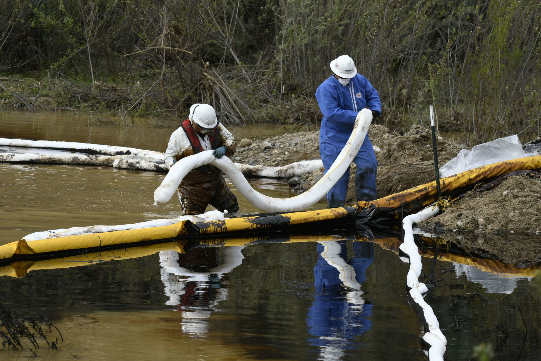 032320 166 oil spill 06.jpg